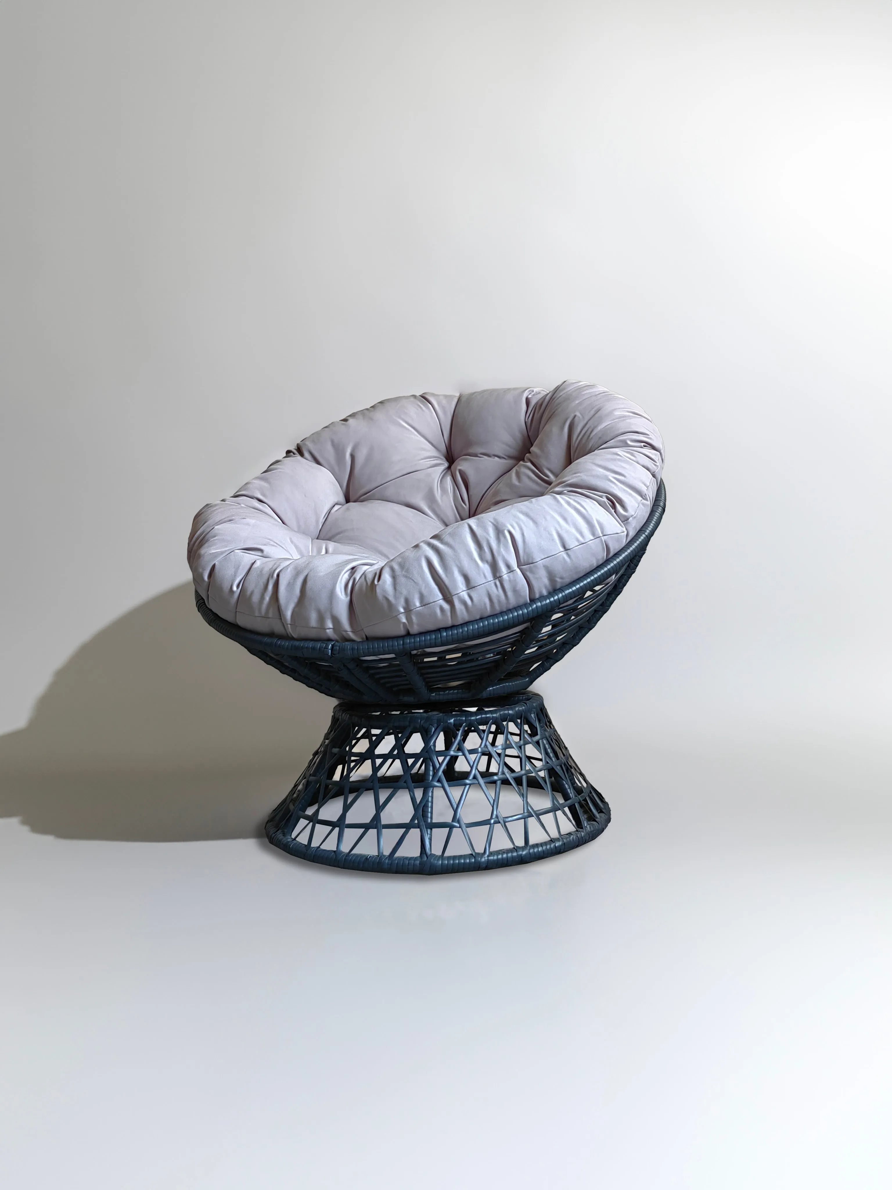 Relax Round Patio Lounge Chair