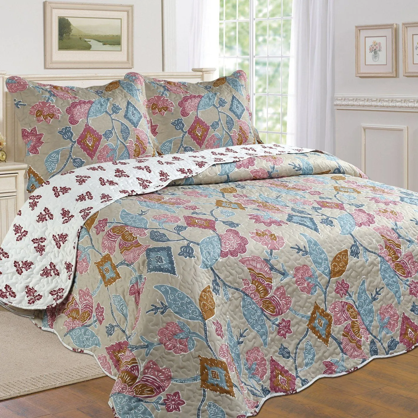 Tradition Premium Printed Reversible Quilt Sets - Assorted Styles