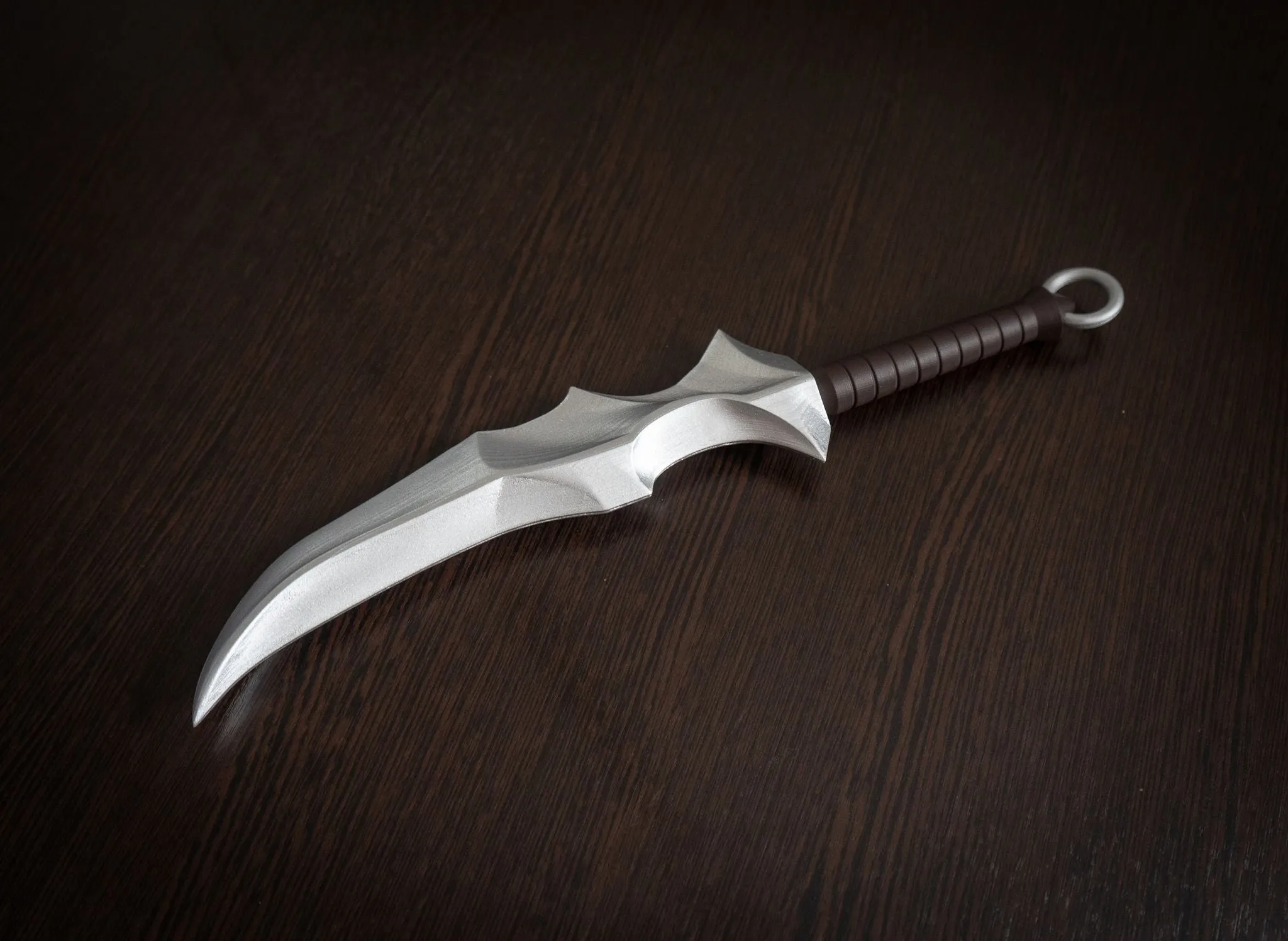 Vampire Blade Replica for Overlord Cosplay – Authentic Weapon Prop