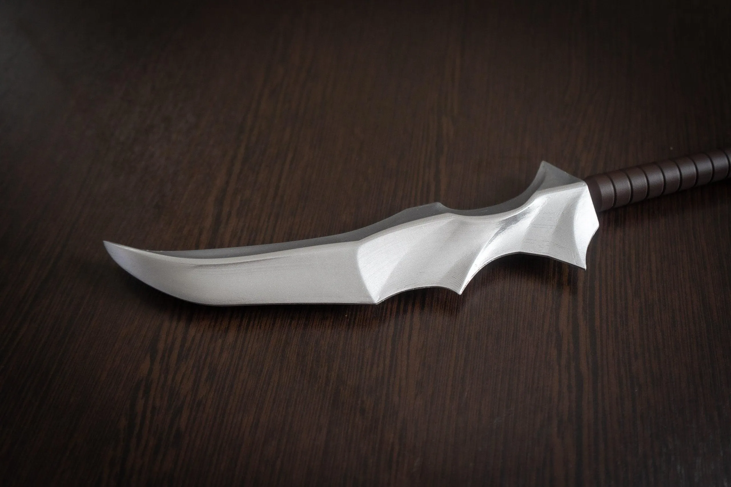 Vampire Blade Replica for Overlord Cosplay – Authentic Weapon Prop